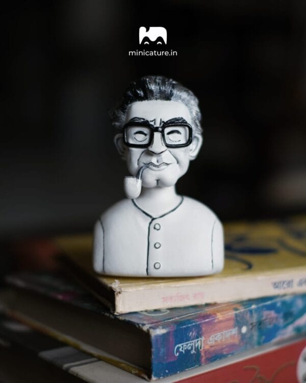 The Maestro | Half bust mini  | Fan Mini by Minicature